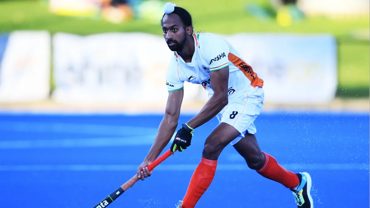 हॉकी इंडिया ने अपने बेस्ट खिलाड़ियों को दिया अवॉर्ड, हार्दिक और सविता ने किया कमाल Hardik Singh- India TV Hindi