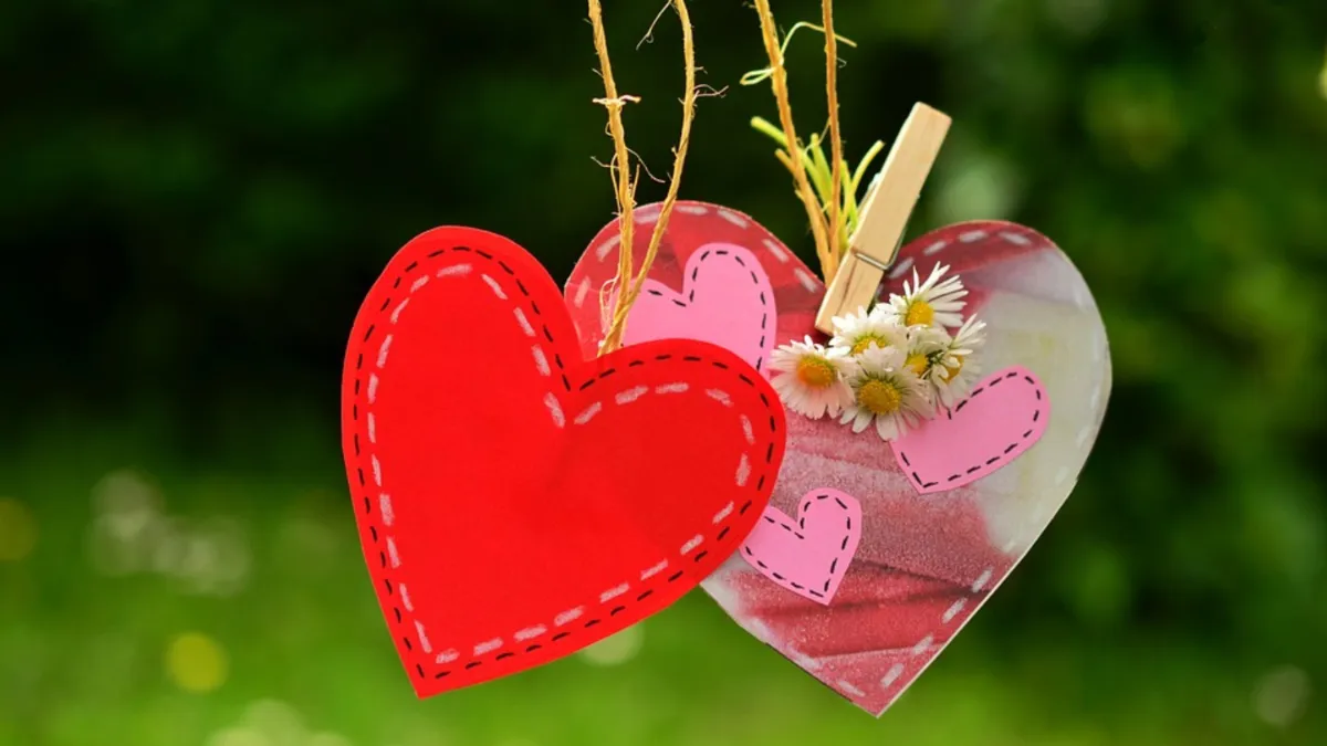 Love Horoscope 26 March 2023: प्यार के मामले में इन 3 राशियों की चमकेगी किस्मत, रोमांटिक शाम बनाएगी खास Love Horoscope 26 March 2023- India TV Hindi