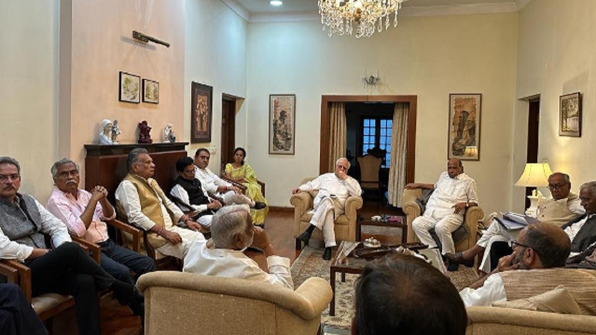 Sharad Pawar called a meeting of opposition parties regarding EVM, TMC did not attend