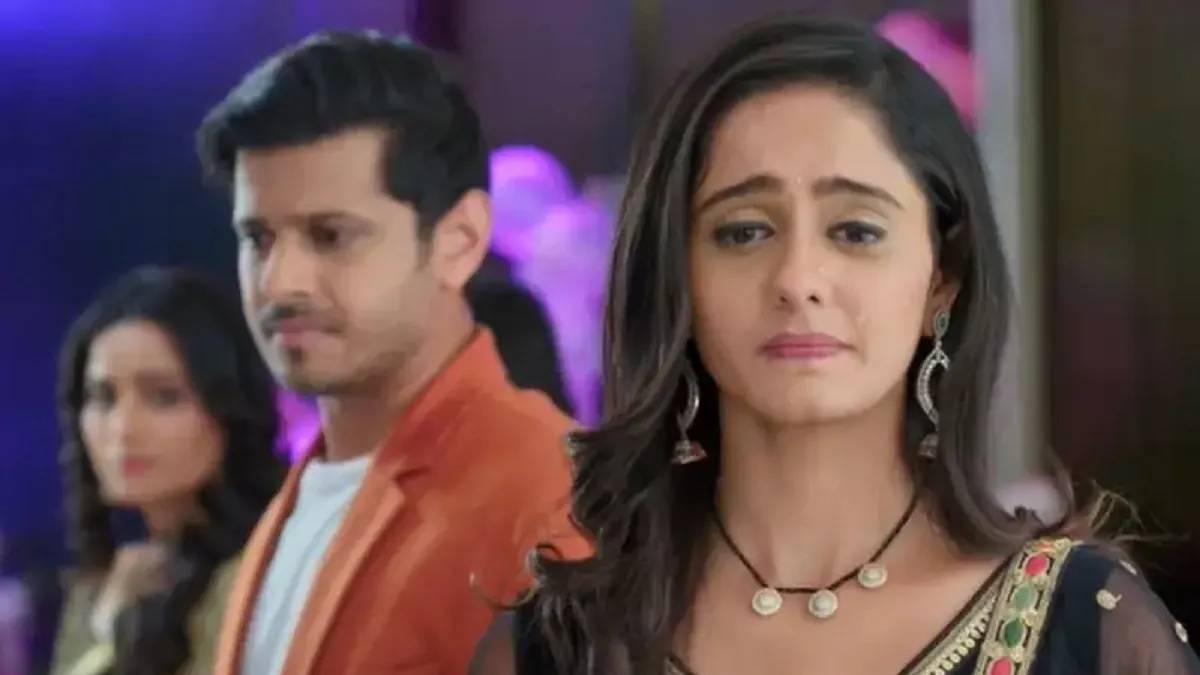 Ghum Hai Kisikey Pyaar Meiin 5 march episode Ashwini will now become a villain in Sai-Virat life | Ghum Hai Kisikey Pyaar Meiin: अश्विनी बनेगी अब सई-विराट की जिंदगी में विलेन, चव्हाण निवास से करेगी बह