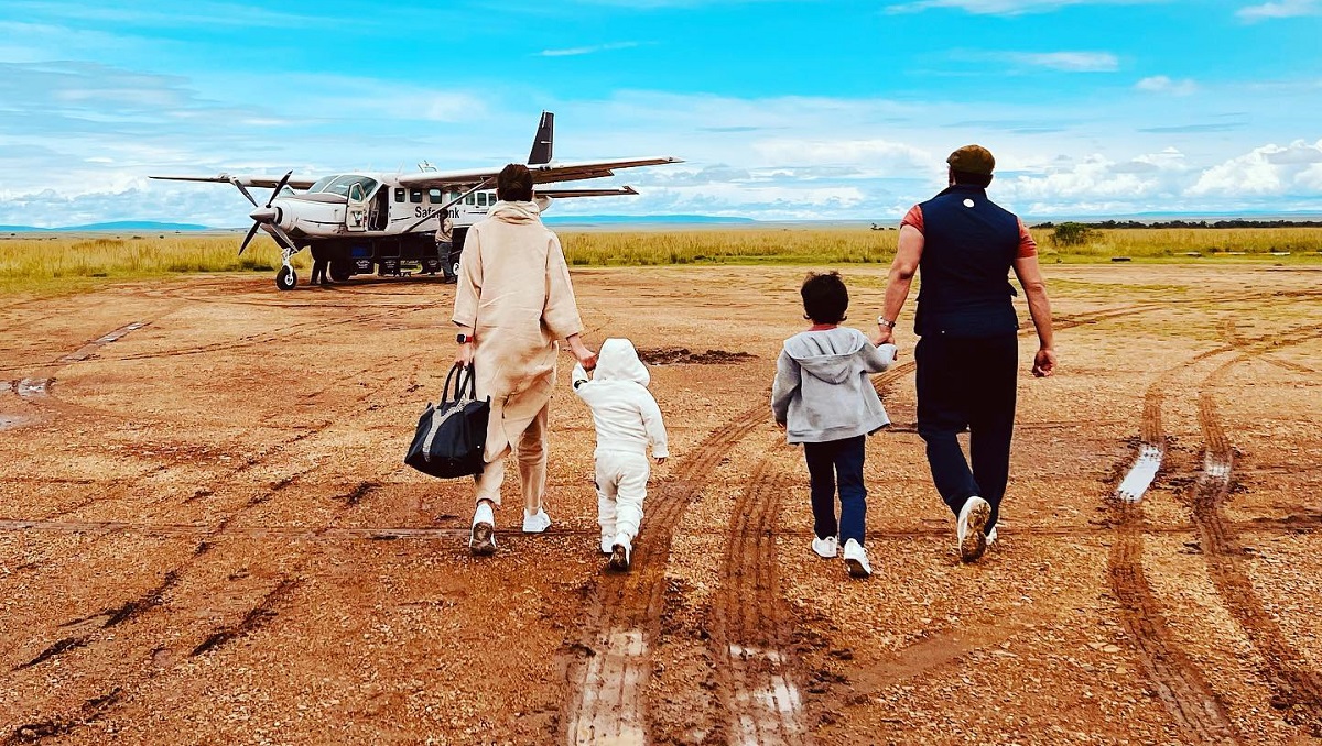 kareena kapoor shares photo with saif ali khan taimur and jeh as they depart from kenya with private jet | करीना-सैफ का अफ्रीका वेकेशन हुआ पूरा