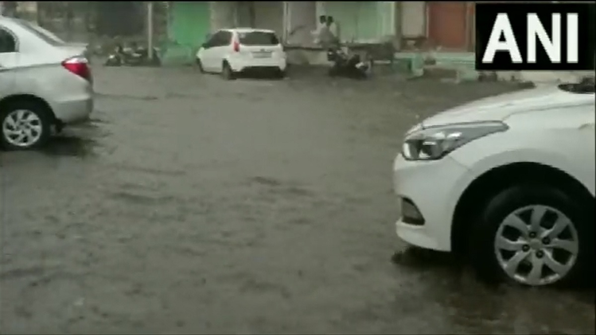कई राज्यों में बदला मौसम, गुजरात में बारिश और ओलावृष्टि, देखें Video, IMD ने की चौंकाने वाली भविष्यवाणी