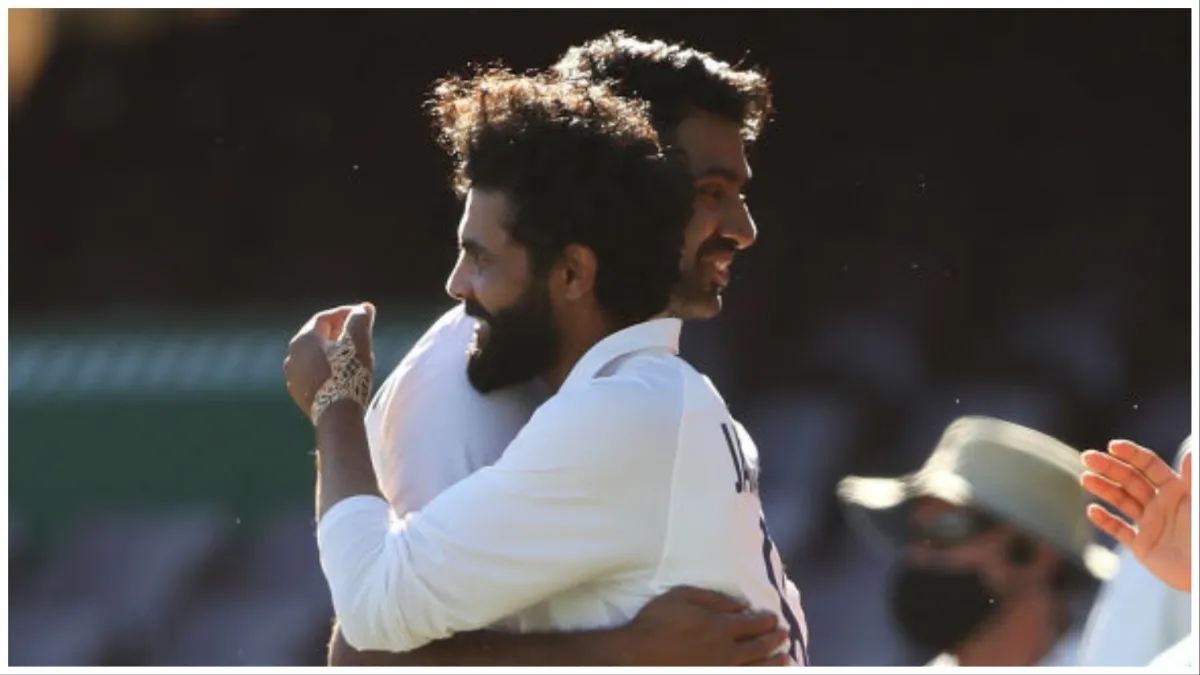 टेस्ट क्रिकेट के इतिहास में दूसरी बार 2 खिलाड़ियों को मिला प्लेयर ऑफ द सीरीज अवार्ड Ravindra Jadeja, Ravichandran Ashwin- India TV Hindi