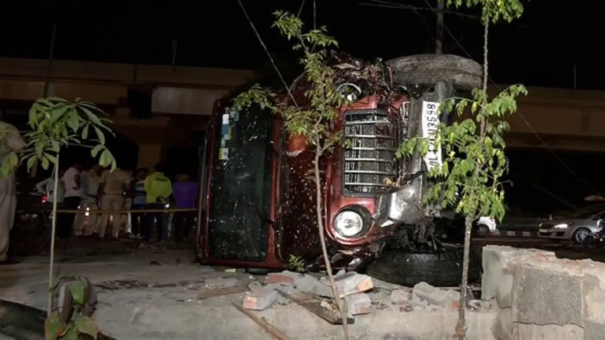 दिल्ली: होली के दिन भीषण हादसा! तेज रफ्तार थार ने कई लोगों को कुचला, 2 की मौत Thar Accident- India TV Hindi