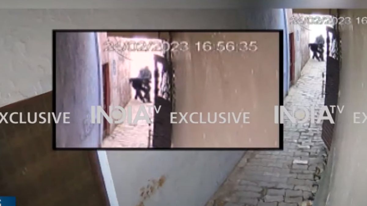Latest video of Prayagraj shootout;  Umesh Pal’s gunner killed in bomb attack