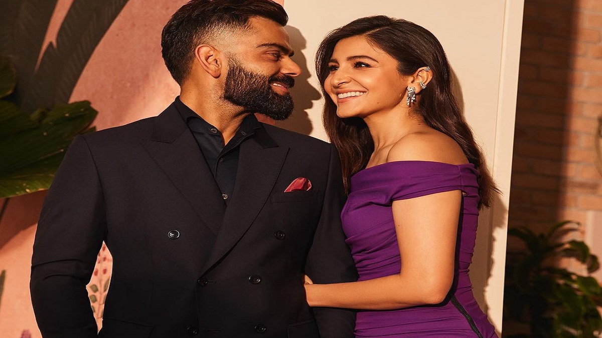 Virat kohli and Anushka sharma gave couple goals on socail media tremendous chemistry was seen in the latest photoshoot | विराट-अनुष्का ने दिए कपल गोल्स, लेटेस्ट फोटोशूट में दिखी जबरदस्त कैमिस्ट्री