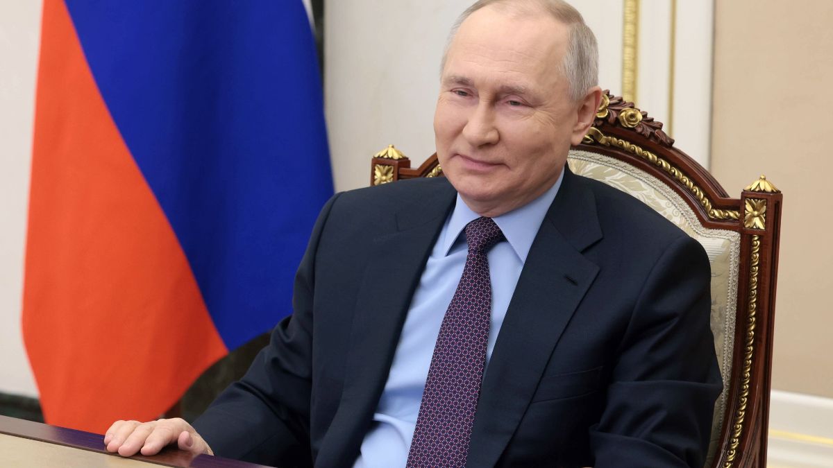 US says Russia aims to destabilize Moldova, Biden administration blames Putin | अमेरिका पर छाया है पुतिन का खौफ! कहा- इस देश में सरकार गिराने की कोशिश कर रहा रूस US says Russia aims to destabilize Moldova, Biden administration blames Putin | अमेरिका पर छाया है पुतिन का खौफ! कहा- इस देश में सरकार गिराने की कोशिश कर रहा रूस