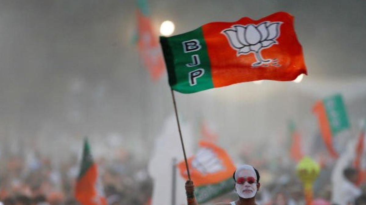 BJP में शामिल हुआ बेटा, इस कद्दावर नेता ने ‘नैतिक आधार’ पर छोड़ दी अपनी पार्टी