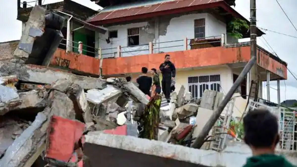 इंडोनेशिया में भूकंप से हिली धरती, 6.1 मापी गई तीव्रता-Earth shook by earthquake in Indonesia, 6.1 measured intensity