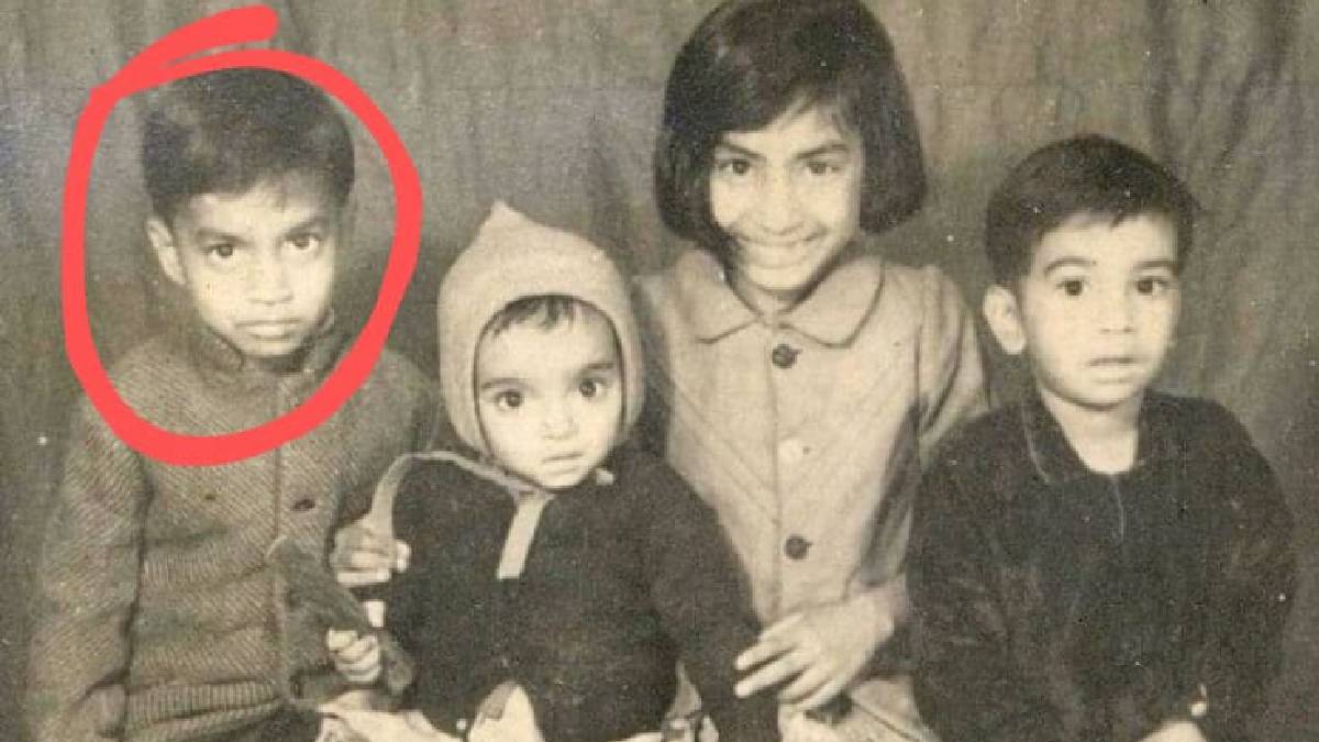 Irrfan Khan death anniversary: Irfan Khan looked mischievous in his childhood picture, it is difficult to recognize | तस्वीर में नजर आ रहे इस बच्चे को पहचानते हैं आप? इनकी एक-एक फिल्म के दीवाने हैं लो
