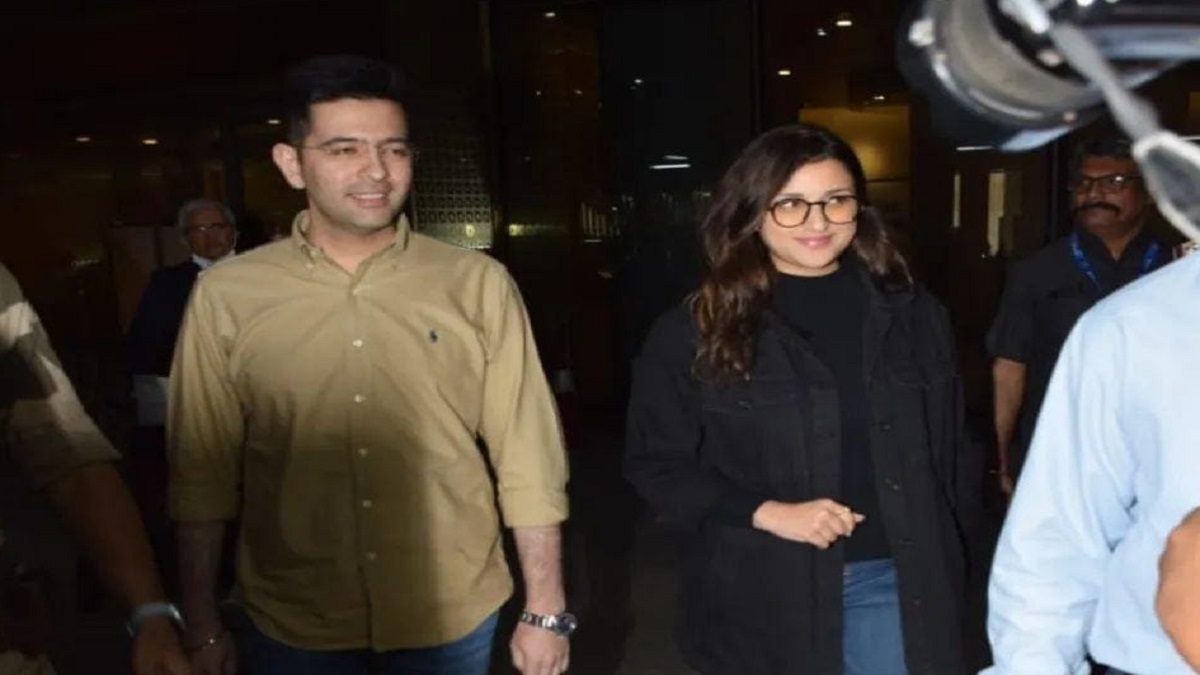 Parineeti Chopra and Raghav Chadha reached Mumbai, soon parineeti raghav roka ceremony will be done | परिणीति चोपड़ा और राघव का जल्द होगा रोका!