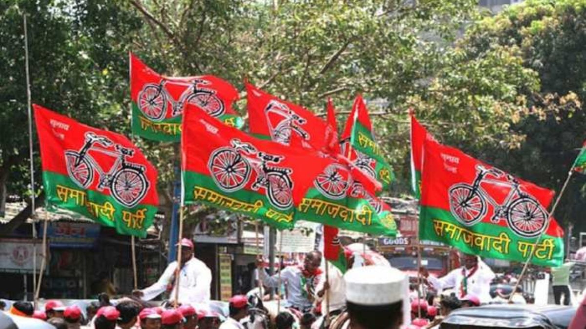 सपा ने मेयर पद के लिए उम्मीदवारों की पहली सूची की जारी SP released first list of candidates for Mayor elections Alok Pandey Ayodhya Vandana Mishra Lucknow Kajal Nishad Gorakhpur Ajay Prayagraj