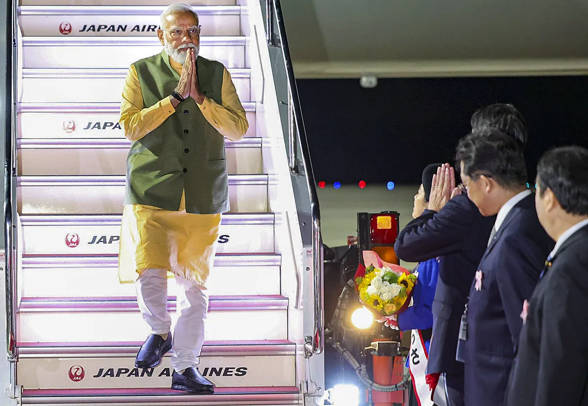 जापान में मोदी ने दिया इंटरव्यू, रूस-यूक्रेन युद्ध से लेकर दक्षिण-चीन सागर और ताइवान मसले पर की खुलकर बैटिंग जापान में पीएम मोदी- India TV Hindi