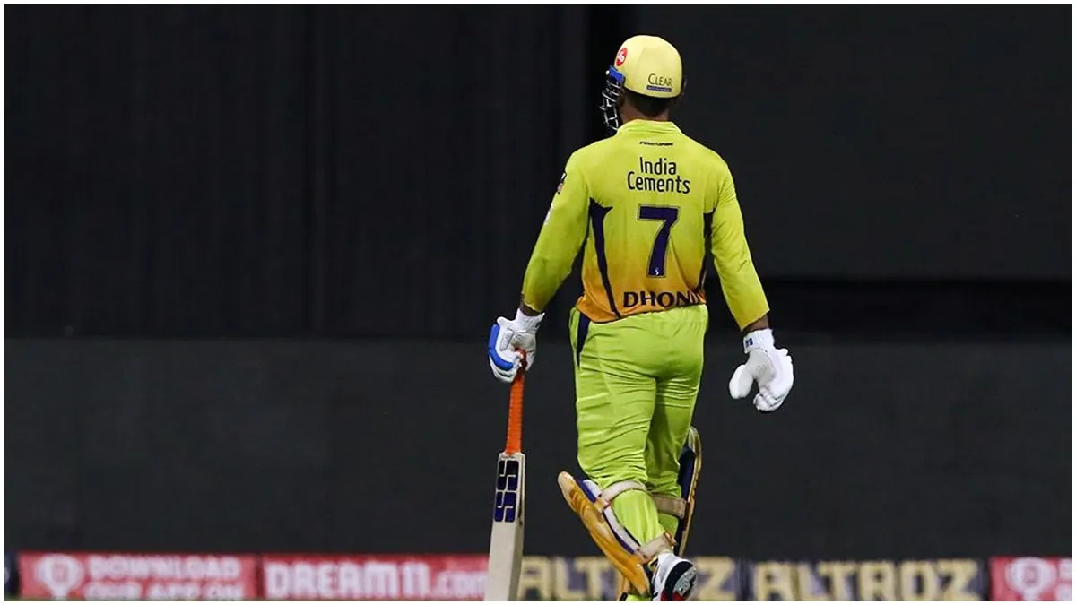 एमएस धोनी नहीं लेंगे आईपीएल से रिटायरमेंट! जानिए माही कैसे मार रहा सिक्स पर सिक्स MS Dhoni - India TV Hindi