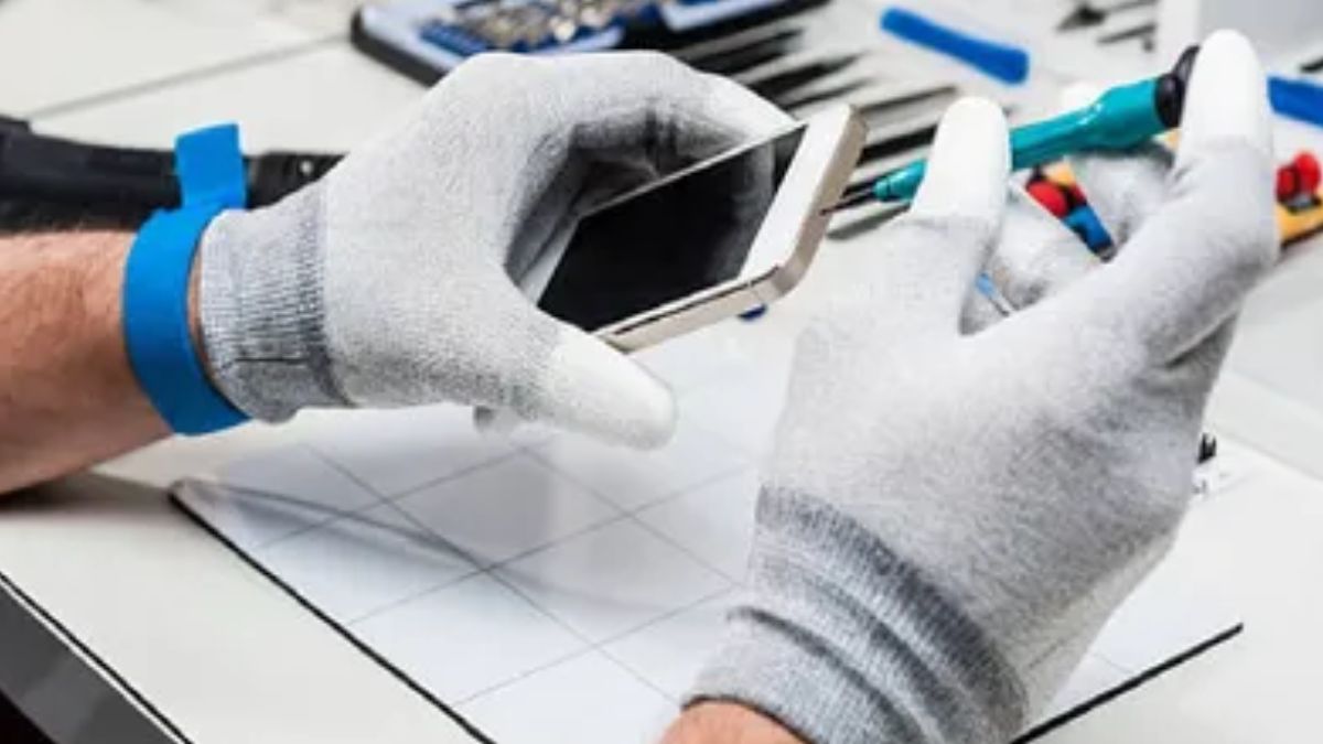 right to repair bill portal live for smartphones tv bike and car without losing warranty know new rules । अब कहीं भी ठीक करा सकेंगे स्मार्टफोन, टीवी और कार, खत्म नहीं होगी वारंटी, जानें नया नियम