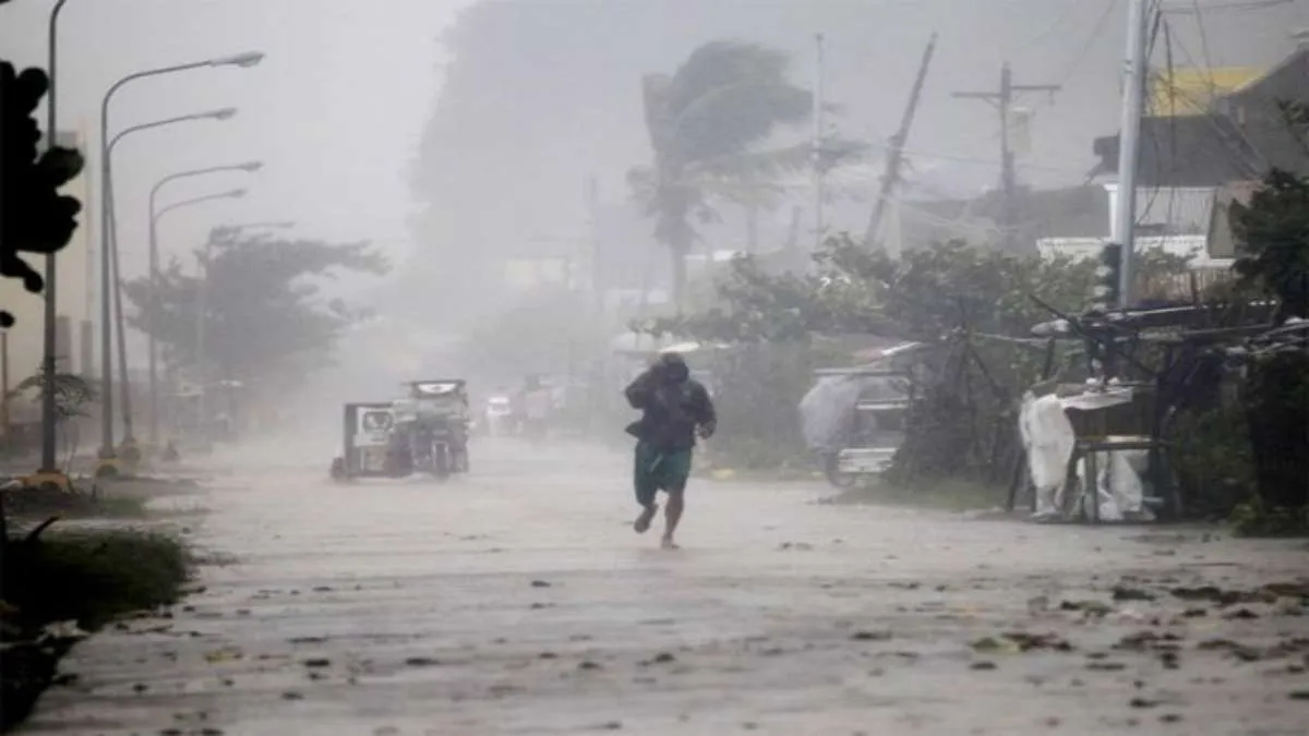 Cyclone Mocha: कहीं झमाझम तो कहीं रिमझिम फुहारें, अगले 5 दिनों तक कहीं नहीं चलेगी हीटवेव cyclone mocha update- India TV Hindi