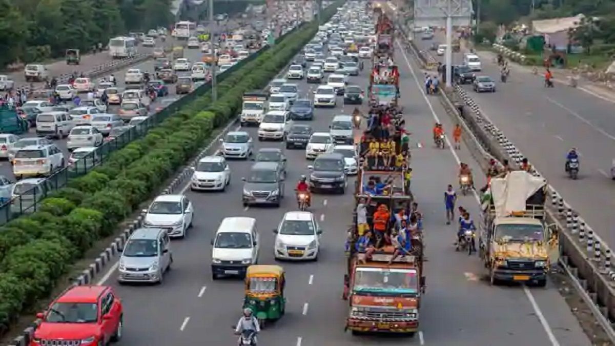If you live in this area of ​​Delhi, then before leaving the house, see the traffic advisory