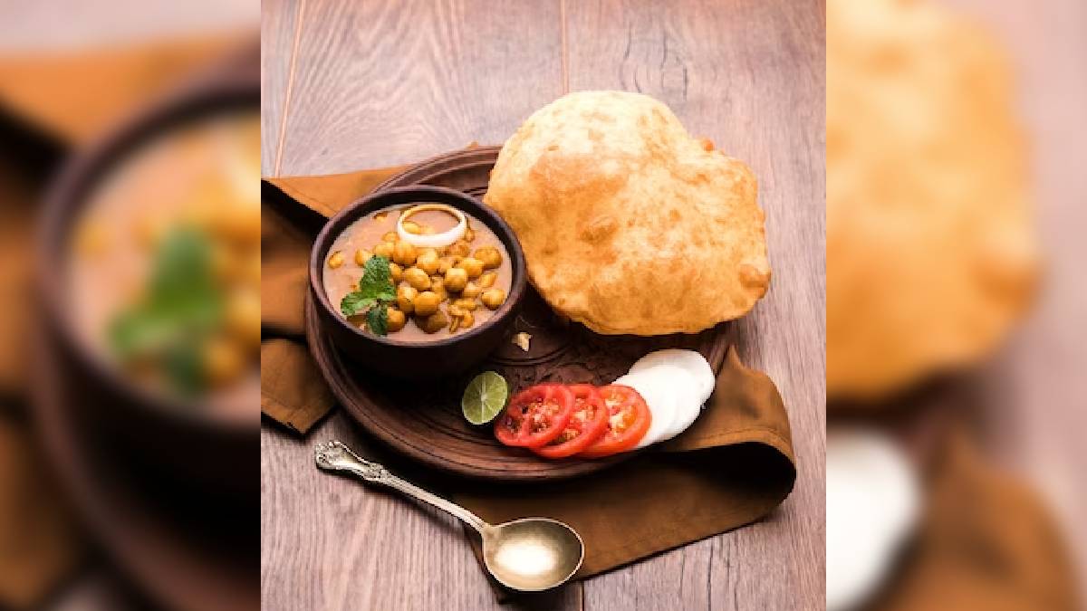 दिल्ली के 5 फेमस छोले भटूरे की दुकान | best chole bhature in delhi 5 best street food places in NCR