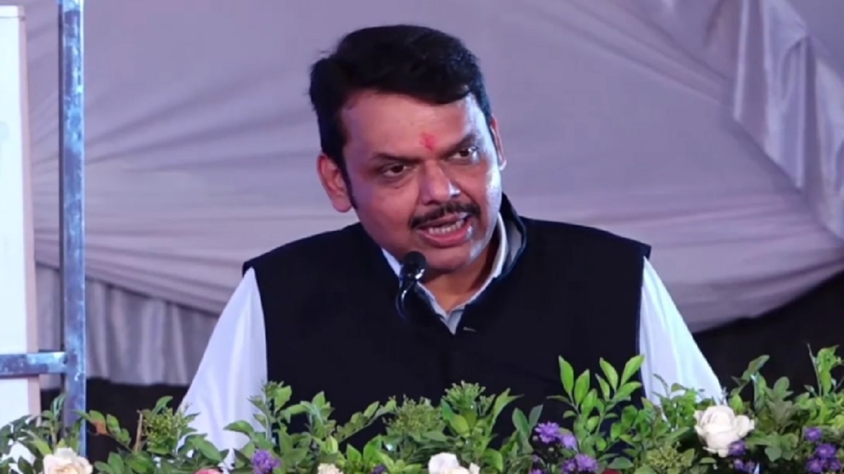 डिप्टी CM देवेंद्र फडणवीस ने उद्धव ठाकरे पर साधा निशाना, कहा- ‘तुमको मिर्ची लगी तो मैं क्या करूं?’