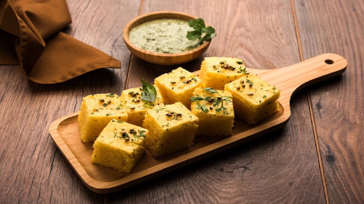 Give new twist to Gujarati dish Dhokla, make Tandoori Dhokla at home ...