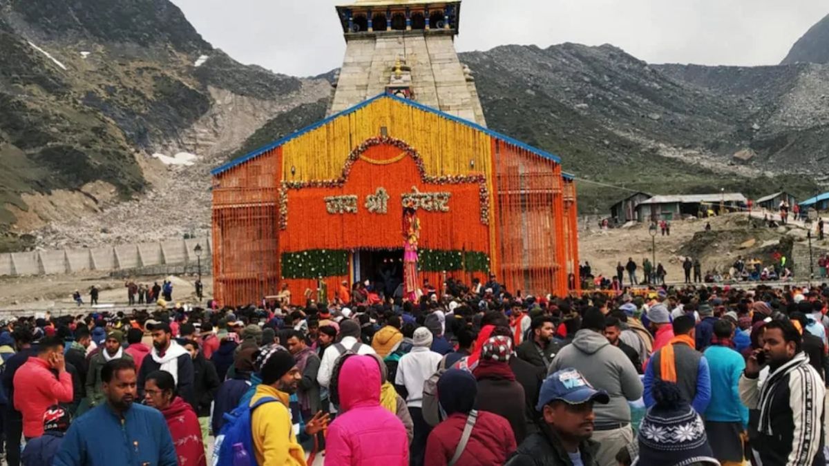 चारधाम यात्रा यात्रा के लिए उमड़ी भक्तों की भीड़, लगी 20 लाख लोगों की लाइन l Uttarakhand Crowd of devotees gathered for Chardham Yatra 20 lakh people lined up Kedarnath registration closed till June 15