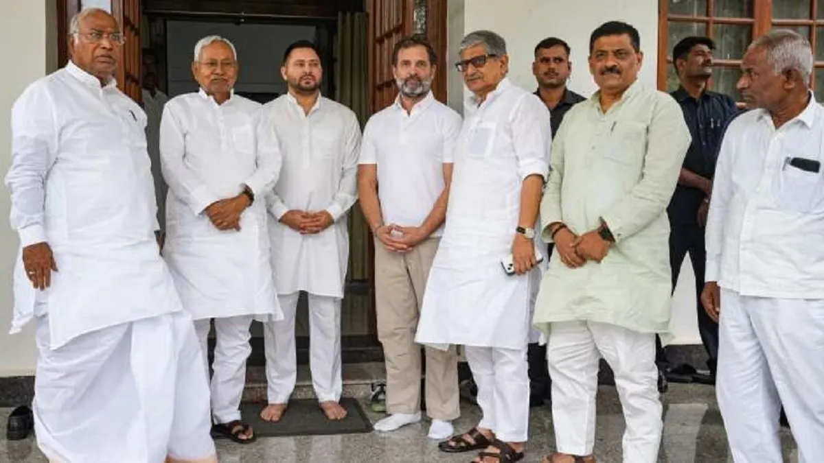 मोदी के खिलाफ पटना में गोलबंद होने लगे विपक्षी नेता, ‘मिशन 2024’ का फूंकेंगे बिगुल विपक्षी दल के नेता- India TV Hindi