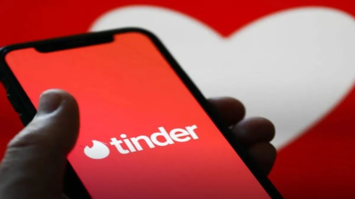 Tinder पर सच्चे प्यार की तलाश में पड़ी तीन बच्चों की मां, एक Wrong Match के चक्कर में लुट गई जीवन भर की कमाई Tinder Match Dating Apps- India TV Hindi