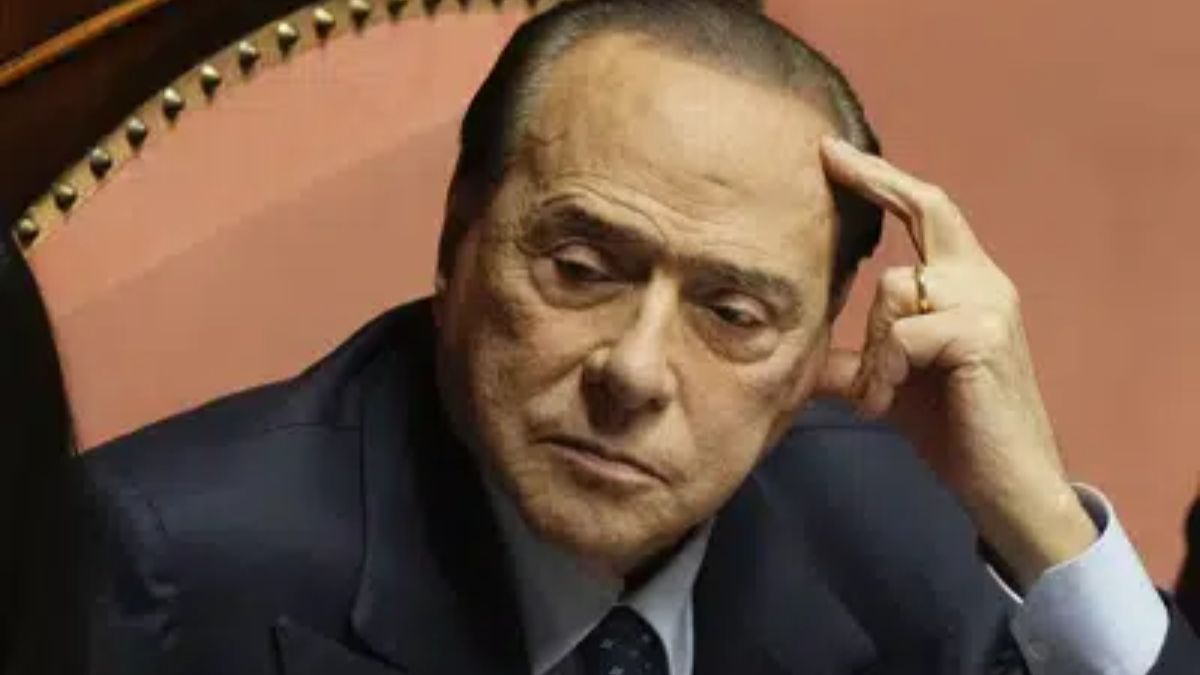 Italy former PM Berlusconi dies /इटली के पूर्व पीएम बर्लुस्कोनी का निधन, 13 वर्षीय नर्तकी से संबंध बनाने समेत रहे कई अजीबोगरीब कारनामे