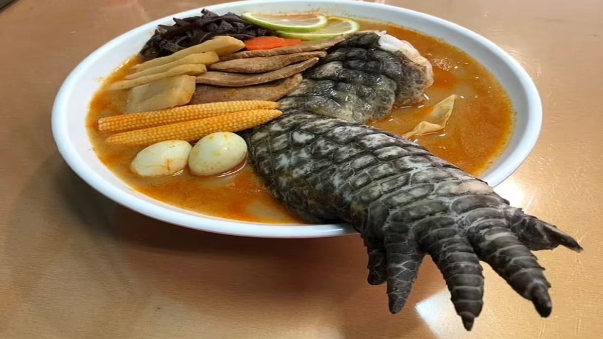 Here is a spicy noodle soup with crocodile feet, people here eat it with great gusto.