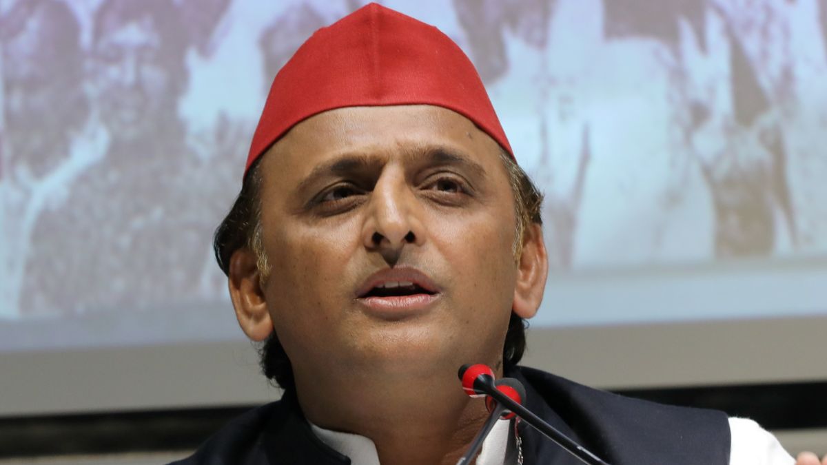 Dara Singh Chauhan resigns from Samajwadi Party, shocking for Akhilesh Yadav, may join BJP । सपा सुप्रीमो अखिलेश यादव को लगा बड़ा झटका, दारा सिंह चौहान ने दिया विधायकी से इस्तीफा