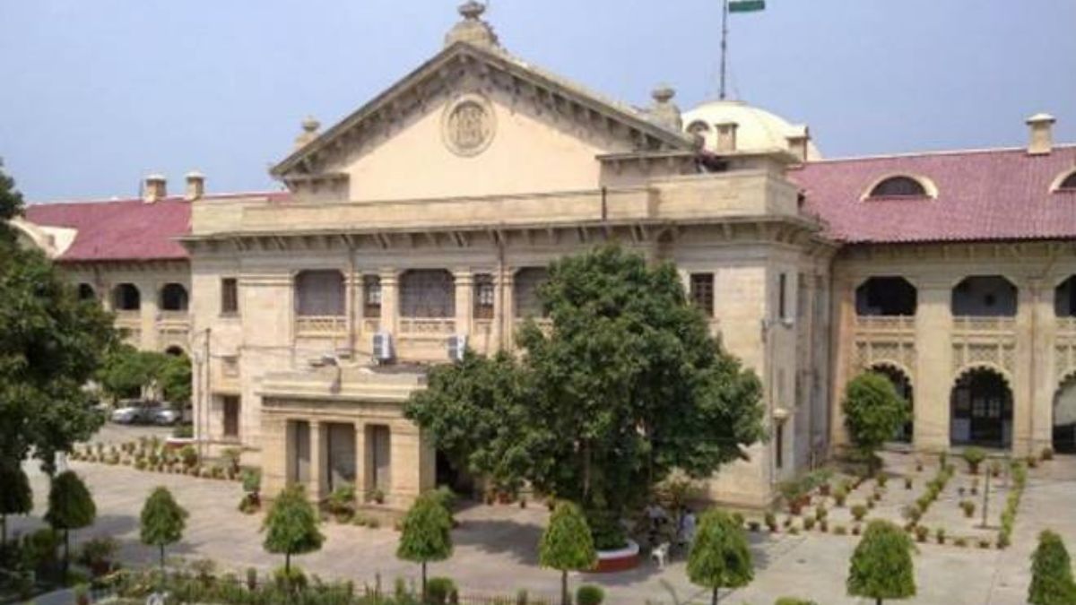 Allahabad High Court judge seeks explanation from Railways | इलाहाबाद हाई कोर्ट के जज को ट्रेन में हुई असुविधा