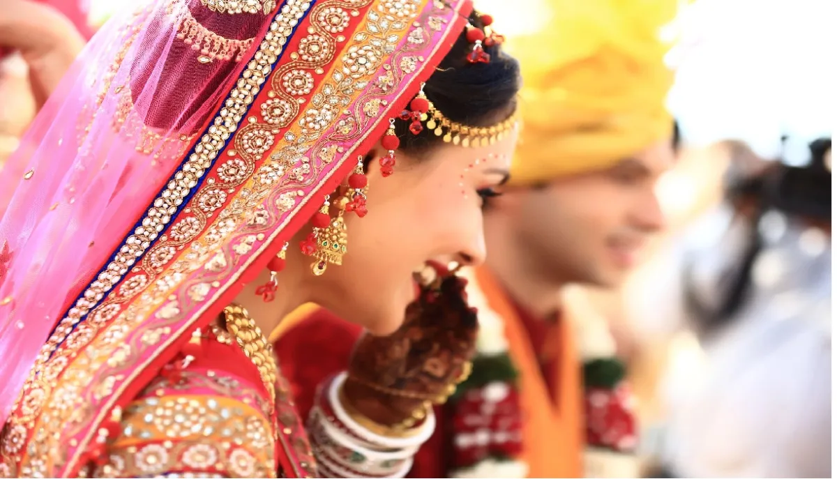 न्यूली मैरिड कपल इस तरह करें मनी मैनेजमेंट, कभी नहीं होगी पैसे की किल्लत न्यूली मैरिड कपल- India TV Hindi