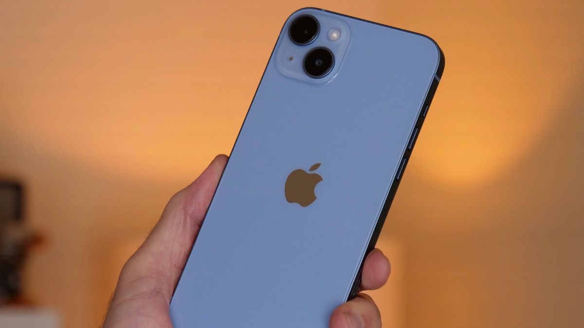 iPhone 14 Plus पर गजब की डील, 15000 रुपये से ज्यादा का सीधा डिस्काउंट