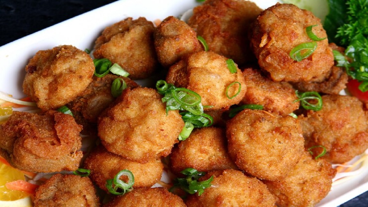 कुट्टू के पकौड़े बनाने की रेसिपी | sawan vrat recipe how to make kuttu ke pakore in hindi