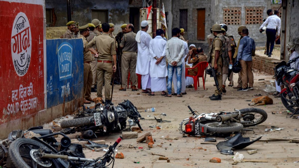 violence during Muharram procession in Delhi varanasi kaimur and pilibhit । मुहर्रम के मातम में शहर-शहर हिंसा, दिल्ली, यूपी और बिहार तक उपद्रवियों मे मचाया उत्पात