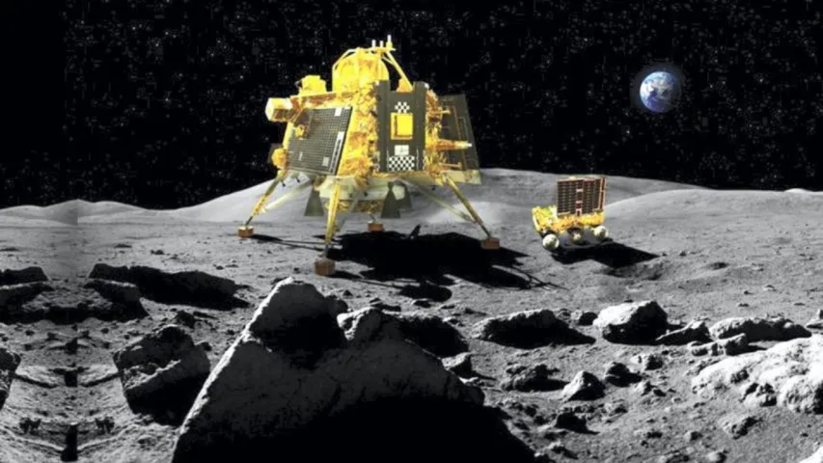 Surat man claim to be Chandrayaan lander designer police started investigation सूरत के शख्स ने कहा- चंद्रयान लैंडर का डिजाइनर मैं हूं, पुलिस ने शुरू की दावे की जांच