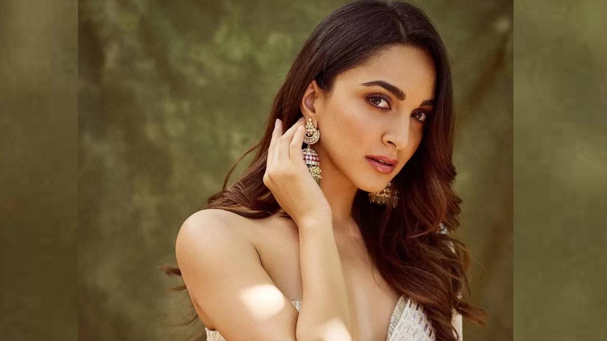 Don 3 Big change happened even before the shooting of started Kriti Sanon replaced Kiara Advani | Don 3 की शूटिंग शुरू होने से पहले ही हुआ बड़ा बदलाव, इस एक्ट्रेस ने कियारा अडवाणी को किया रिप्लेस