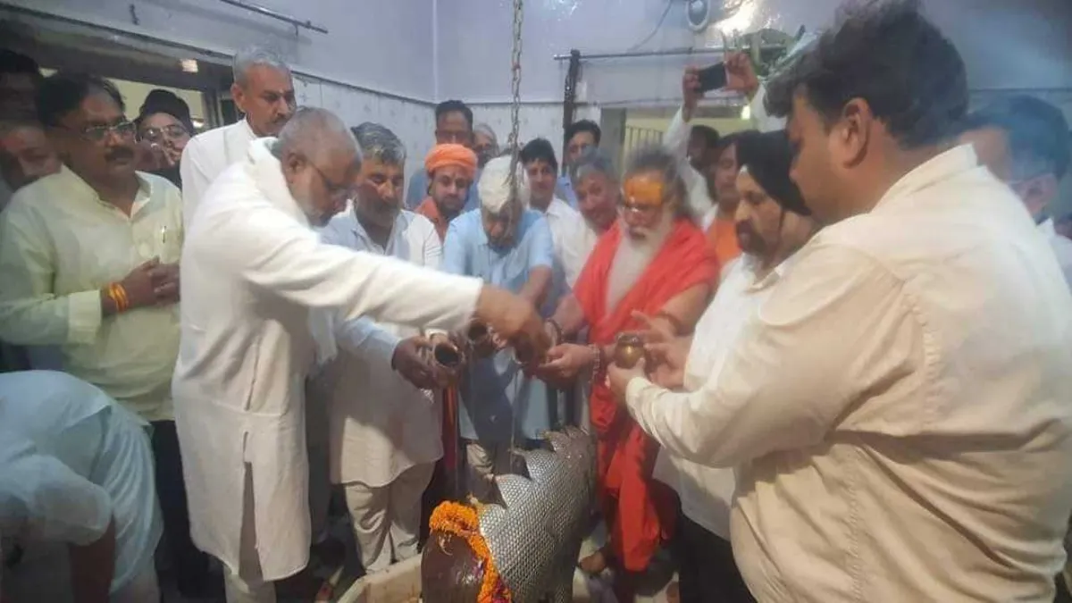 नूंह शोभायात्रा: हिंदू संगठनों से जुड़े हुए 51 सदस्यों ने किया जलाभिषेक, सुरक्षा कड़ी की गई nuh jalabhishek- India TV Hindi