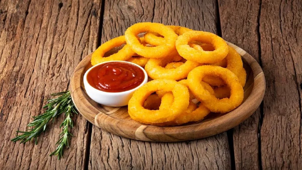 घर में शाम के स्नैक्स में बनाएं फ्राइड अनियन रिंग्स, बेहद आसान है रेसिपी onion rings recipe- India TV Hindi