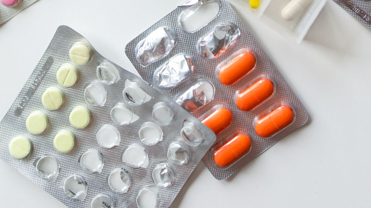 शुगर-बीपी से लेकर सिरदर्द की दवाओं के पैक पर आज से QR कोड अनिवार्य, जानिए  आपको क्या होगा फायदा - India TV Hindi