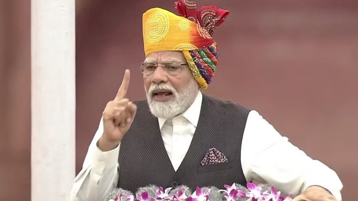 मैक्रो, पुतिन ने दी आजादी के जश्न की बधाई, जानिए दुनिया के किन बड़े नेताओं के आए शुभकामना संदेश?