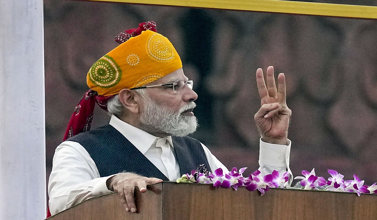 PM Modi made a big announcement from Red Fort regarding Janaushadhi Kendras