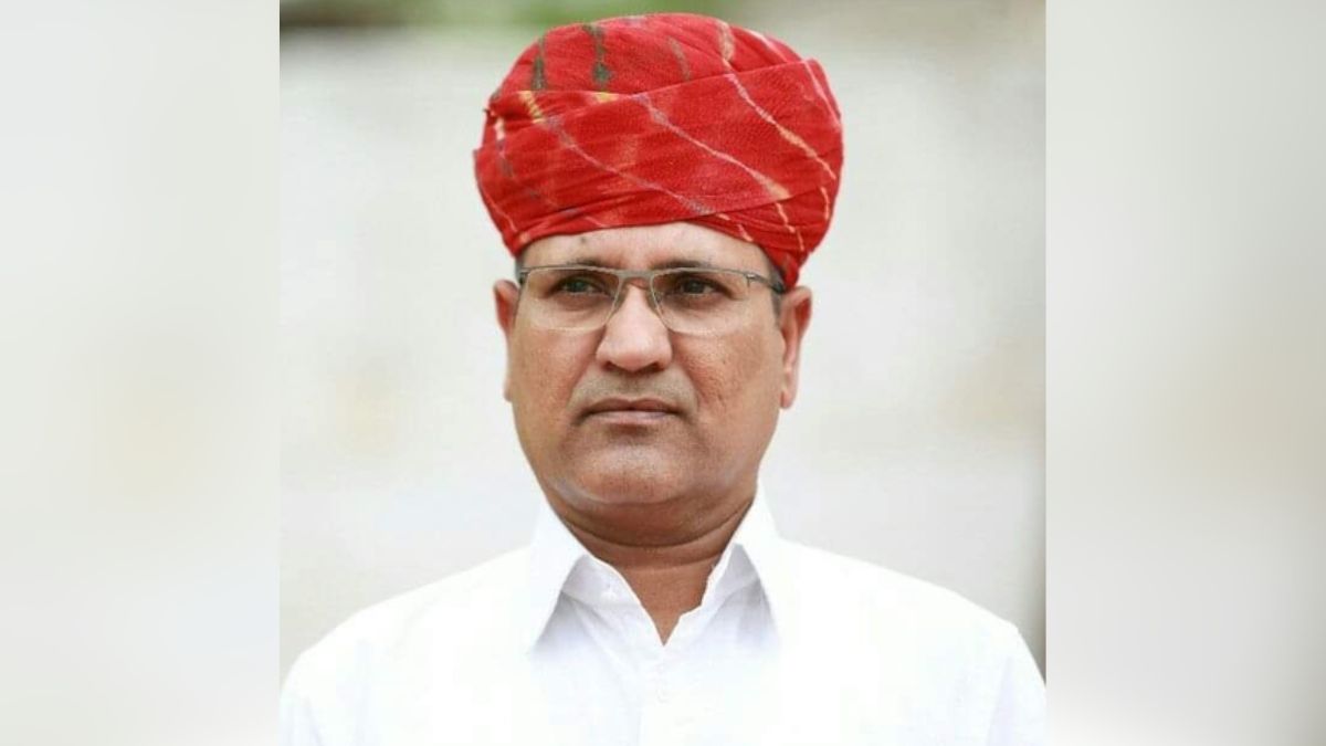 Congress leader Rameshwar dudi brain hemorrhage shifted to SMS hospital for surgery कांग्रेस नेता रामेश्वर डूडी को हुआ ब्रेन हेमरेज, सर्जरी के लिए SMS हॉस्पिटल में किया गया शिफ्ट Congress leader Rameshwar dudi brain hemorrhage shifted to SMS hospital for surgery कांग्रेस नेता रामेश्वर डूडी को हुआ ब्रेन हेमरेज, सर्जरी के लिए SMS हॉस्पिटल में किया गया शिफ्ट