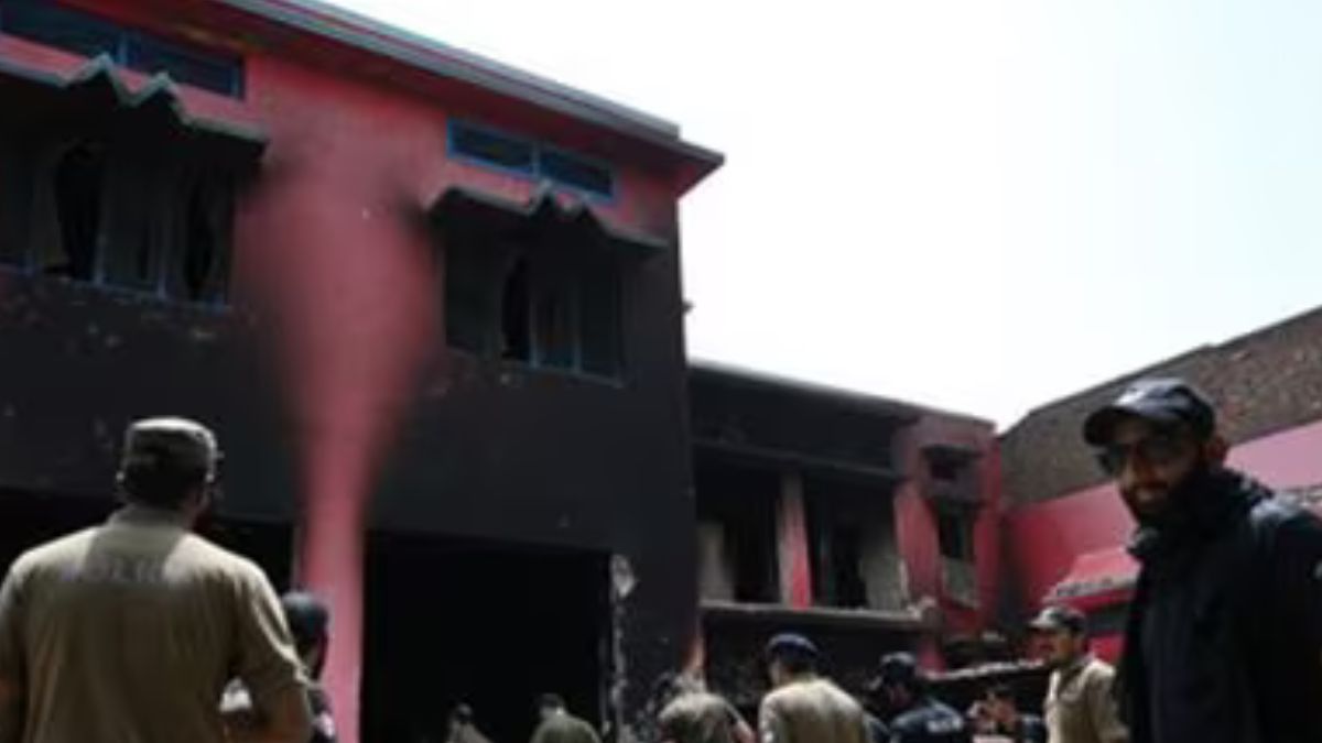 Investigation begins on attacks on homes and churches of Pakistani Christians- 100 people arrested/पाकिस्तानी ईसाइयों के घरों और गिरिजाघरों पर हमले की जांच शुरू, अब तक हुई इतने लोगों की गिरफ्तारियां