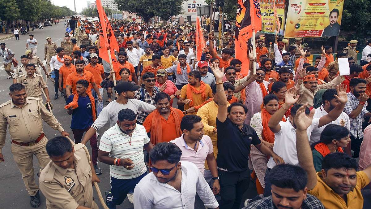 vhp jalabhishek yatra in nuh section 144 implemented । हरियाणा के नूंह में तनाव वाले हालात, आज फिर निकलेगी VHP की जलाभिषेक यात्रा, स्कूल-कॉलेज और बैंक बंद