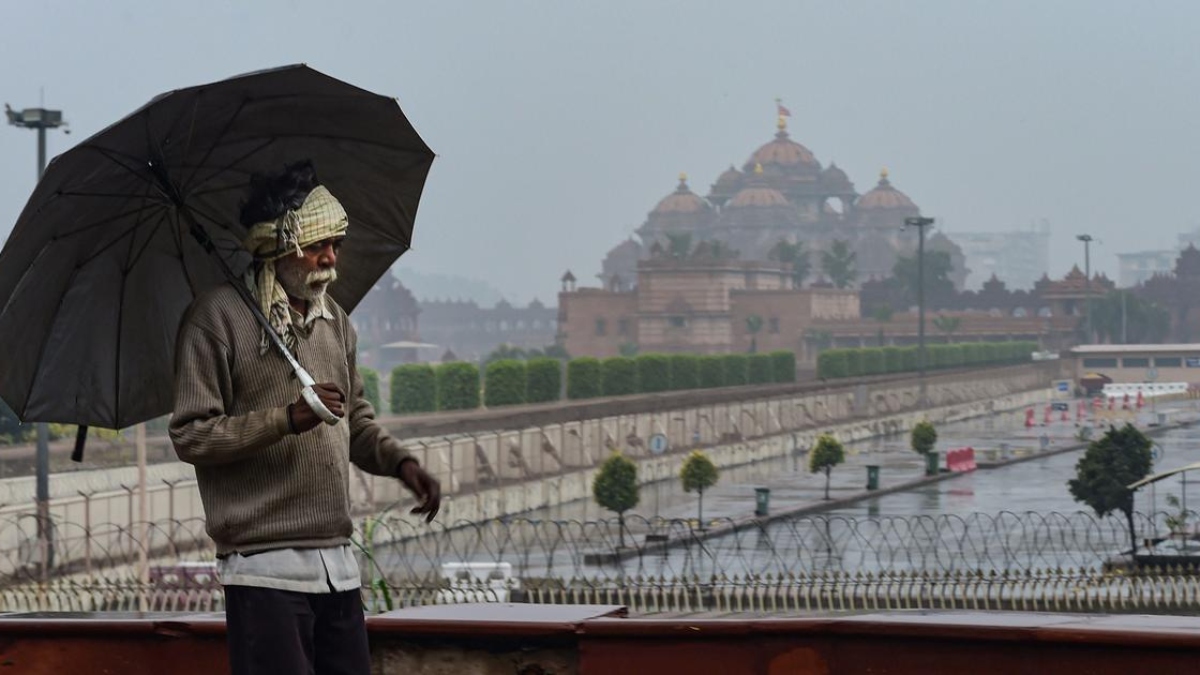 IMD Weather Report Today: दिल्ली एनसीआर से लेकर लखनऊ और पटना तक कैसा रहेगा मौसम का हाल, यहां जानें । IMD Weather Report Today heat and humidity returns in delhi ncr and up know weather of mp cg and bi