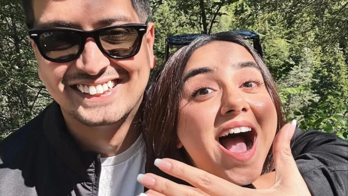 Prajakta Koli ने Vrishank Khanal से की सगाई, सोशल मीडिया पर शेयर किया हैप्पी मोमेंट Prajakta Koli Gets Engaged To Boyfriend Vrishank Khanal share her unseen happy moments- India TV Hindi