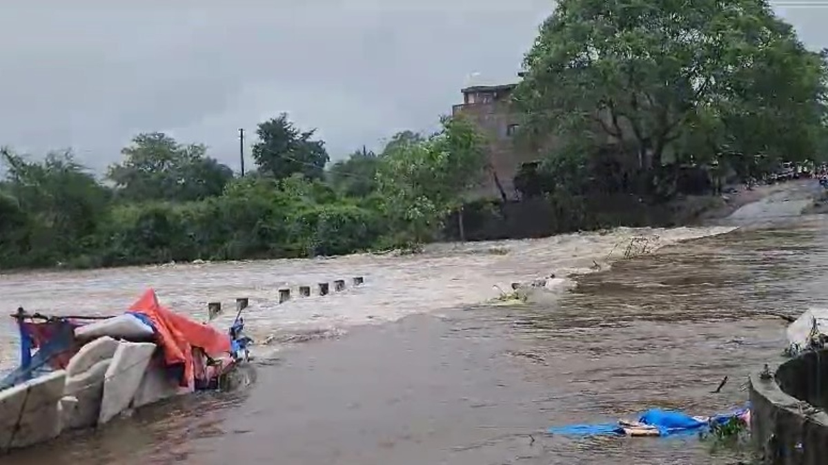 Rain Makes Havoc In Gujarat Imd Issued Red Alert Heavy Rain Forecast On ...