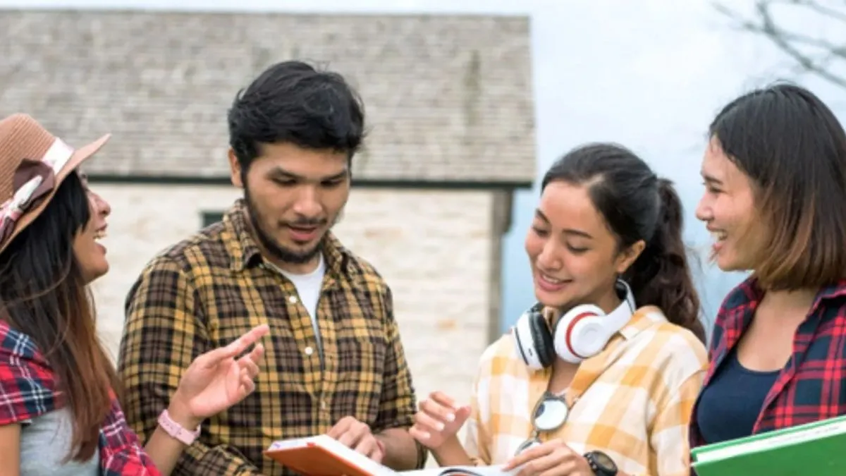 ITI ट्रेड इंस्ट्रक्टर पद पर यहां निकली बंपर भर्ती, कल से शुरू हैं आवेदन सांकेतिक फोटो- India TV Hindi