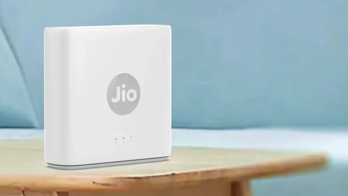 You will not have to pay installation charge of Rs 1000 for Jio Air Fiber!  If you do this before taking the connection